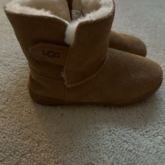 Ugg Boots Toddler size 10 - Picture 2 of 4